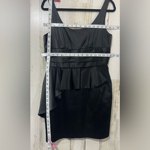 BCBGENERATION Satin Asymmetrical Ruffle Sleeveless Pockets Black Dress Size 10 - Picture 4 of 14